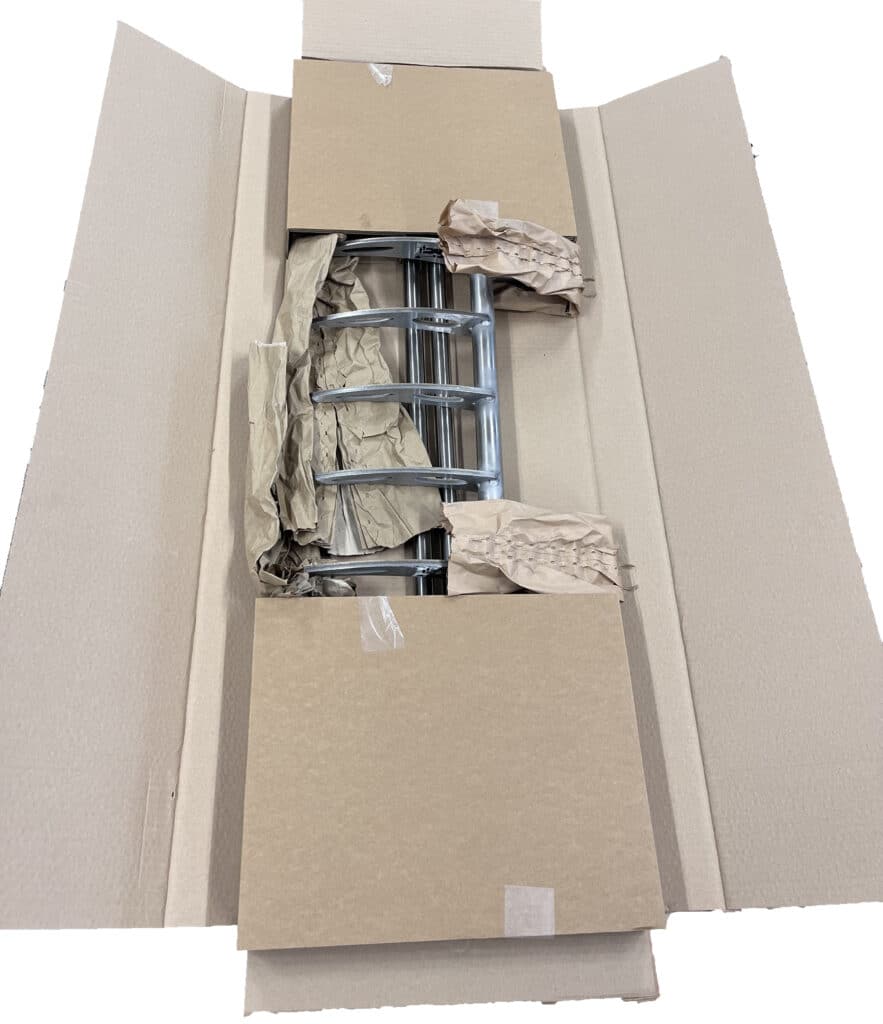 Handgesmede grelinette van Sneeboer & Zn. in interne verpakking